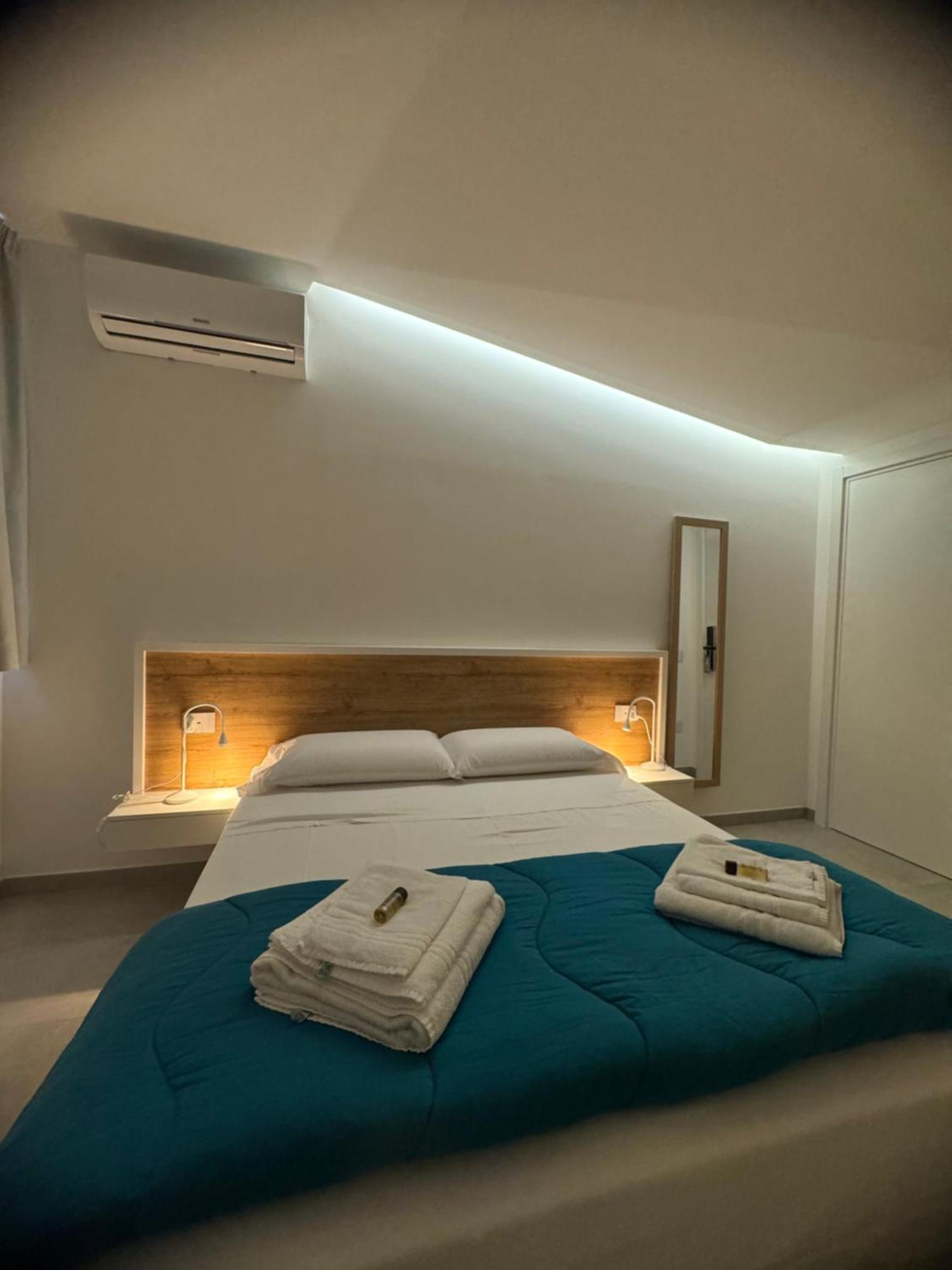 Space Tower Rooms Naples Exterior photo