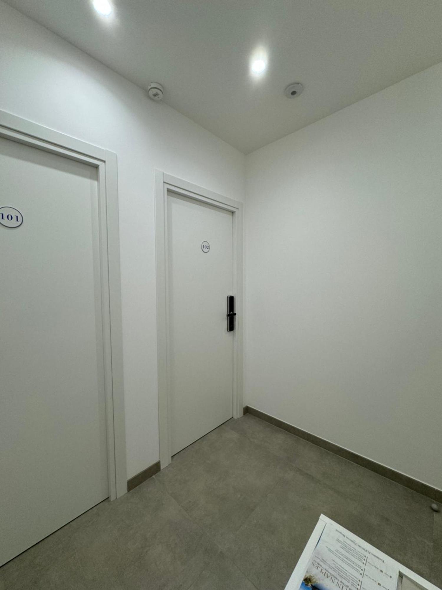 Space Tower Rooms Naples Exterior photo