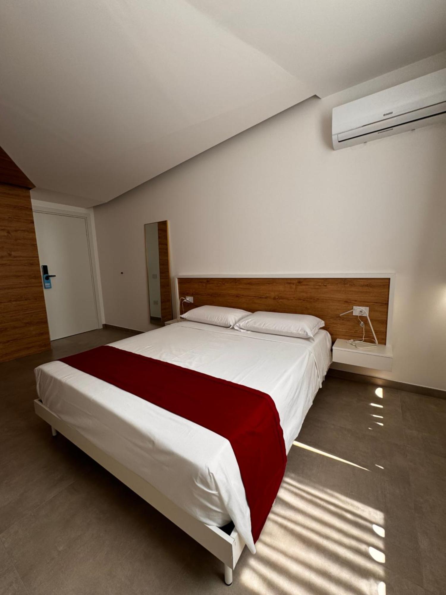 Space Tower Rooms Naples Exterior photo