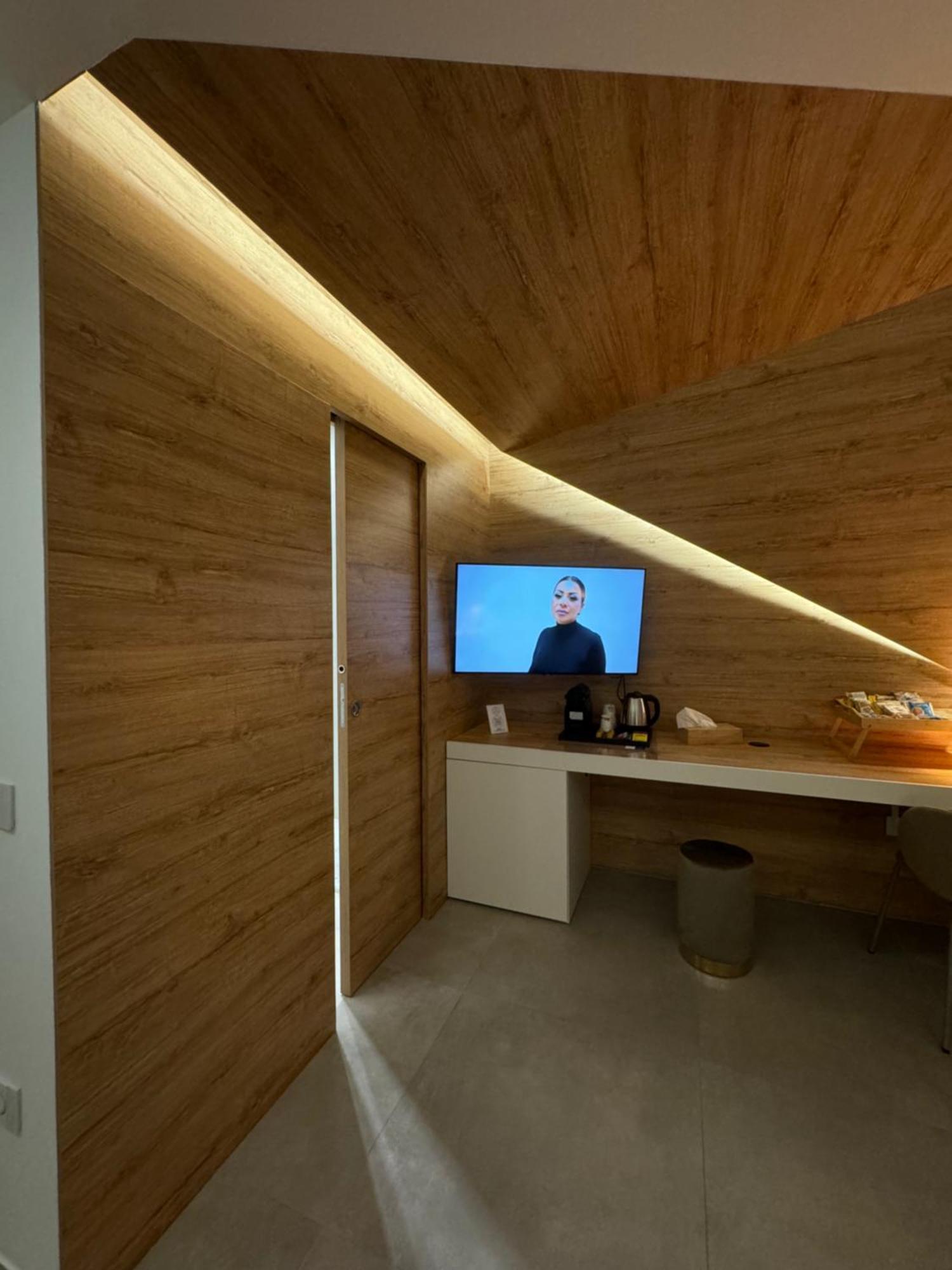 Space Tower Rooms Naples Exterior photo