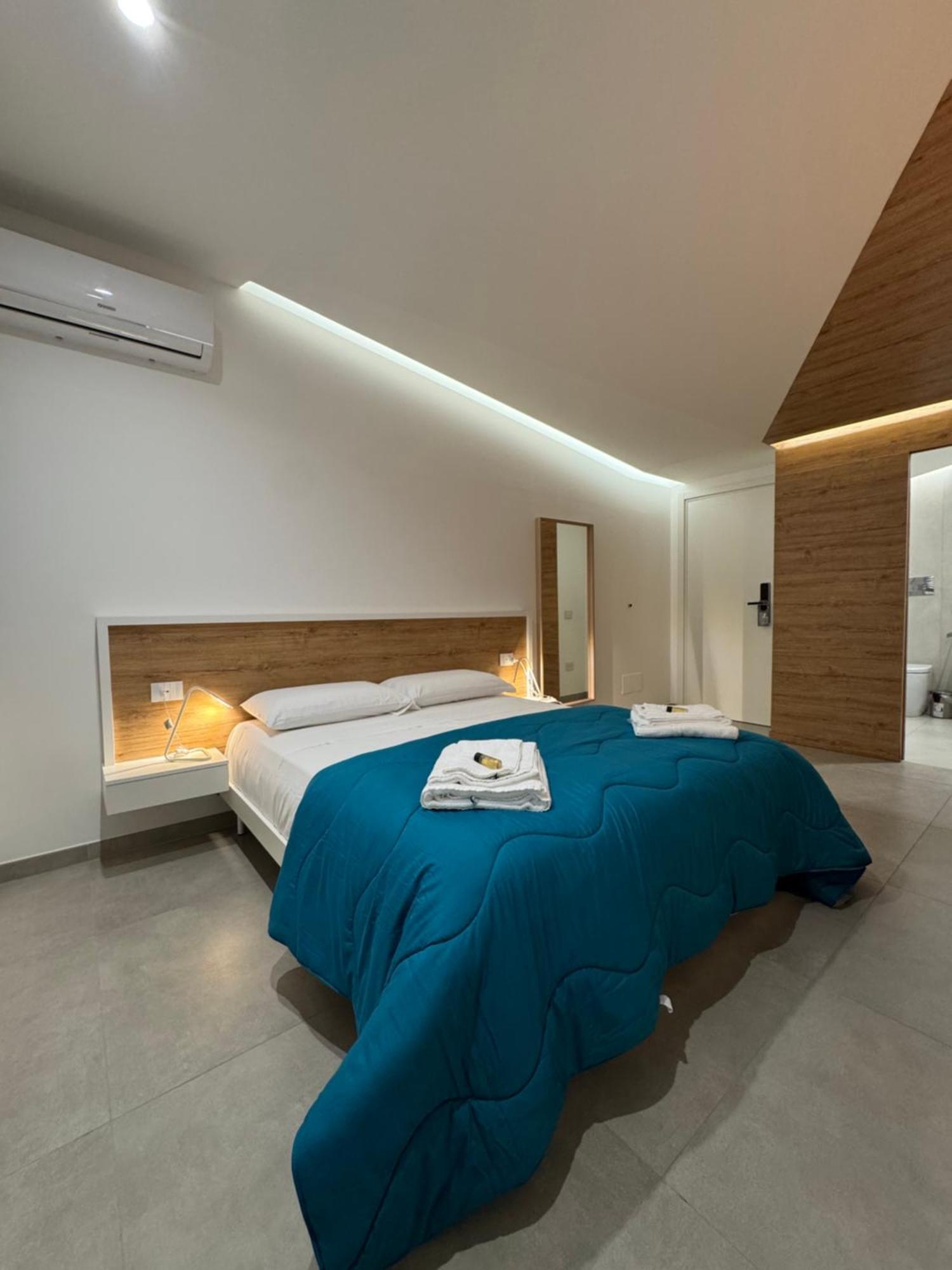 Space Tower Rooms Naples Exterior photo